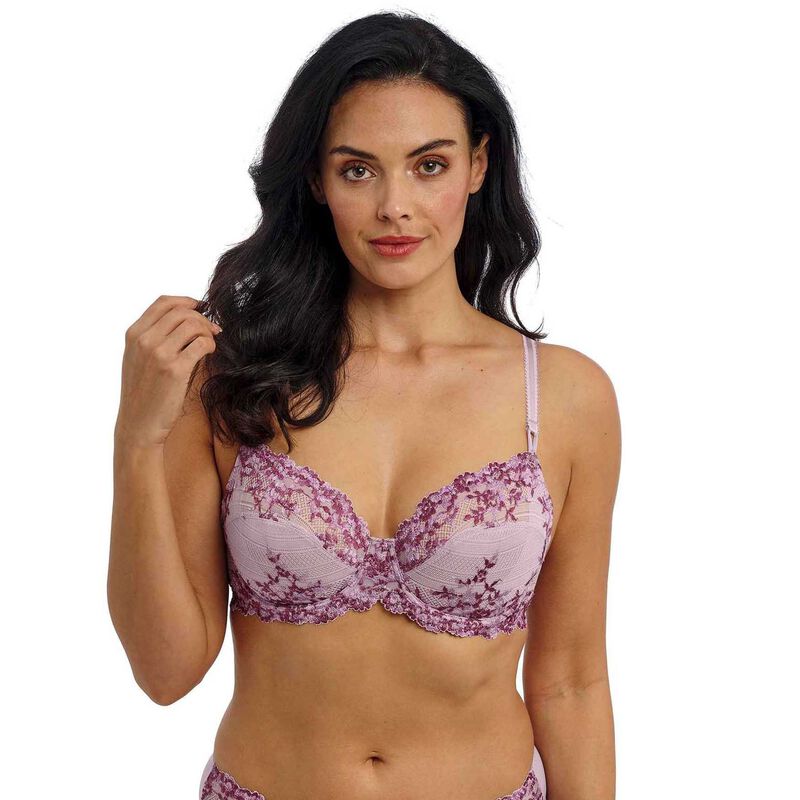Wacoal Embrace Lace Underwire Bra image number 0